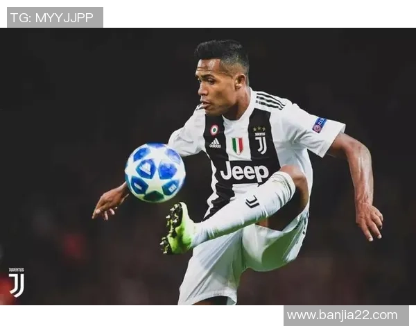 《回顾天下足球70后球星风采:传奇人物与时代印记》